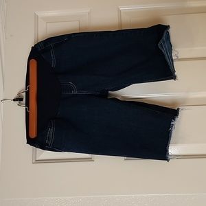 Women's Time and Tru Maternity XS 0-2  shorts in dark wash denim
